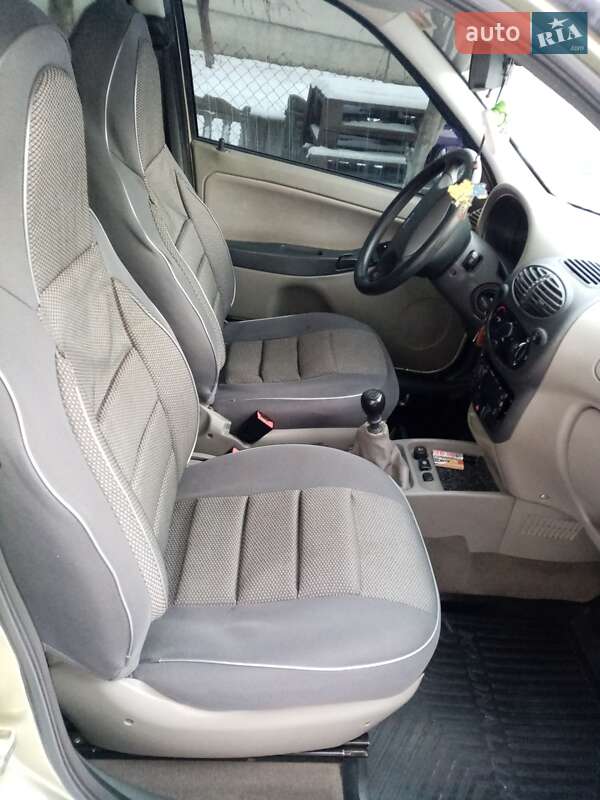 Седан ВАЗ / Lada 1118 Калина 2007 в Збараже фото 19 Седан ВАЗ / Lada 1118 Калина 2007 в Збараже