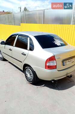 Седан ВАЗ 1118 Калина 2007 в 
