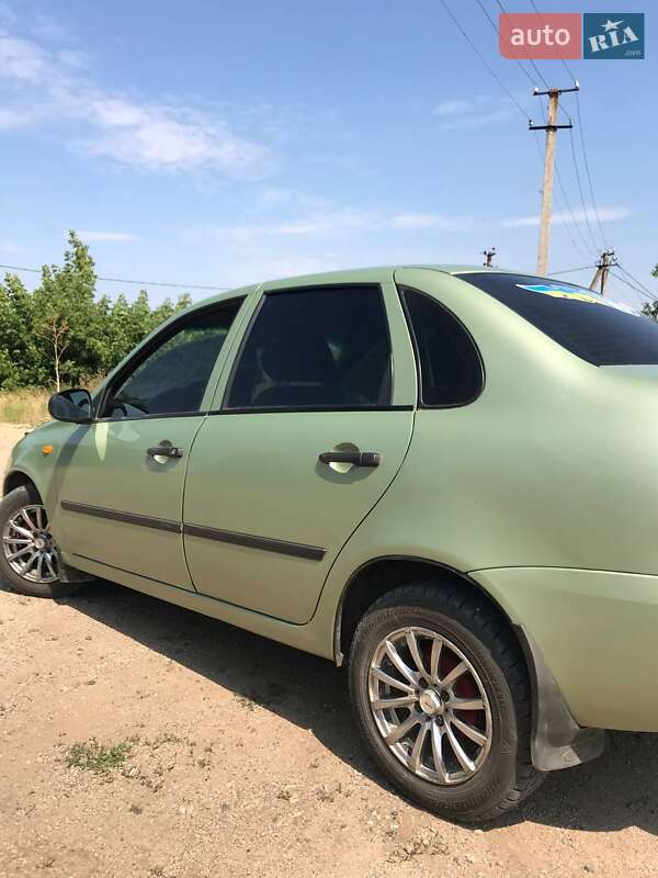 Седан ВАЗ / Lada 1118 Калина 2006 в Баштанке