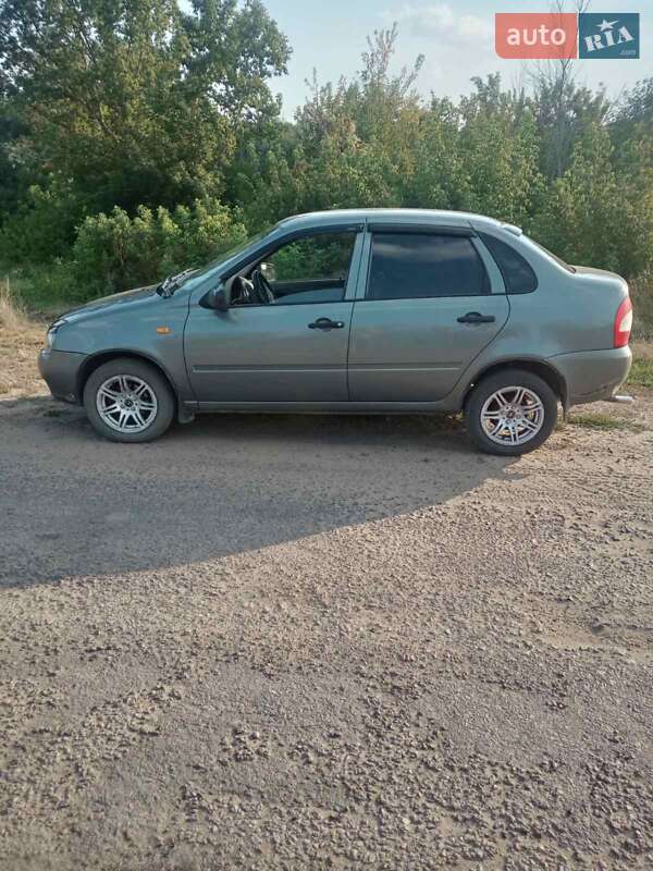 Седан ВАЗ / Lada 1118 Калина 2008 в Ананьеве