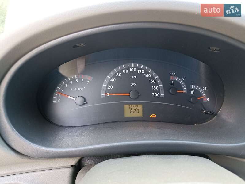 Седан ВАЗ / Lada 1118 Калина 2008 в Конотопе