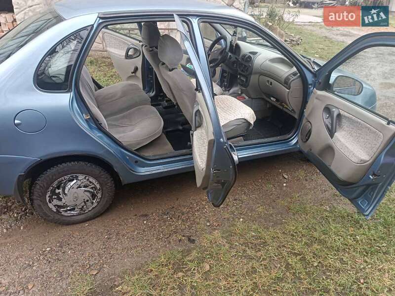Седан ВАЗ / Lada 1118 Калина 2006 в Герці