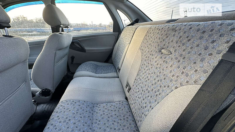 Седан ВАЗ / Lada 1118 Калина 2008 в Харькове