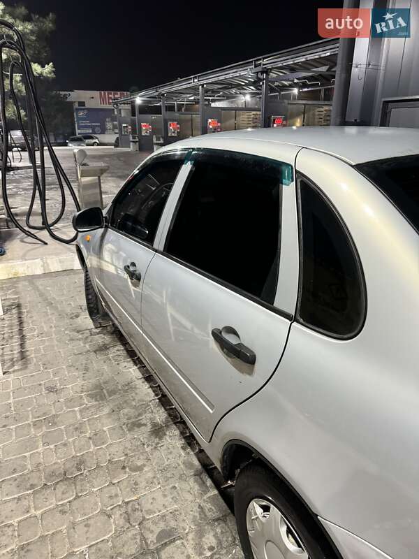 Седан ВАЗ / Lada 1118 Калина 2008 в Днепре