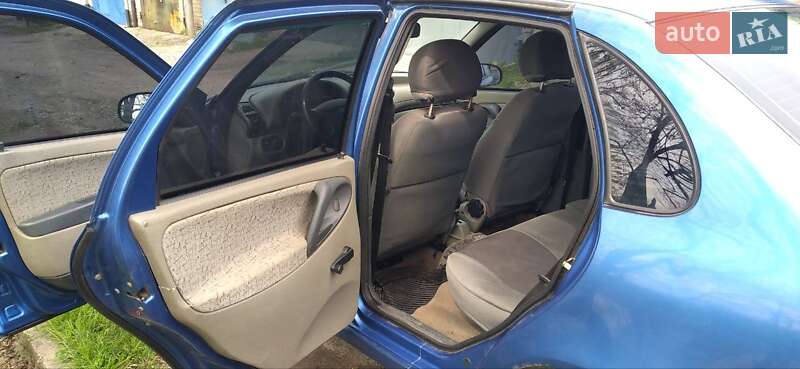 Седан ВАЗ / Lada 1118 Калина 2006 в Кривом Роге