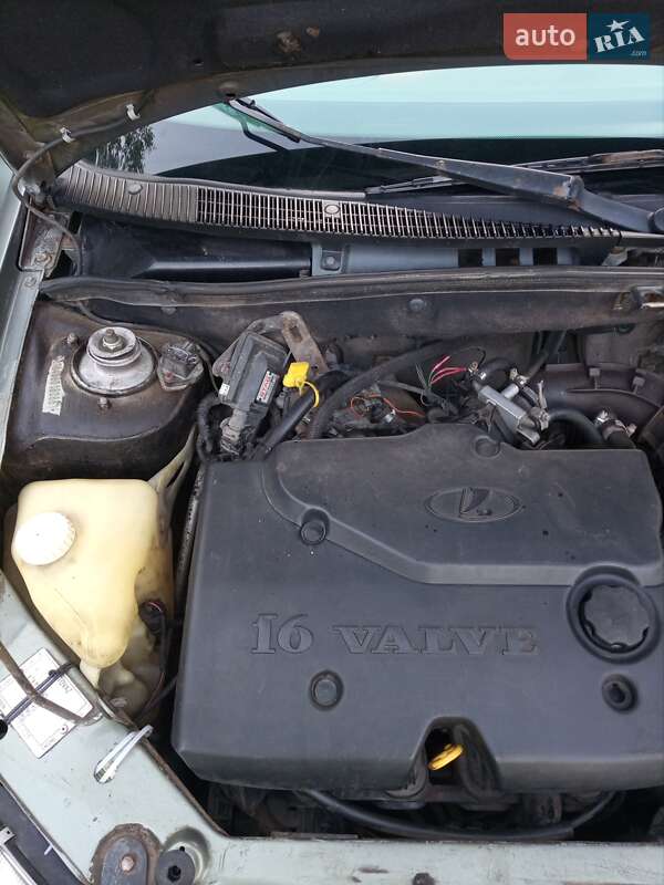 Седан ВАЗ / Lada 1118 Калина 2008 в Харькове