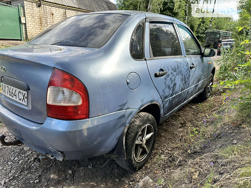 Седан ВАЗ / Lada 1118 Калина 2006 в Валках