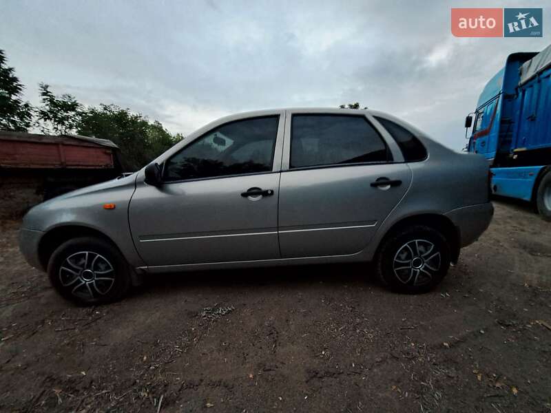Седан ВАЗ / Lada 1118 Калина 2006 в Ананьїві