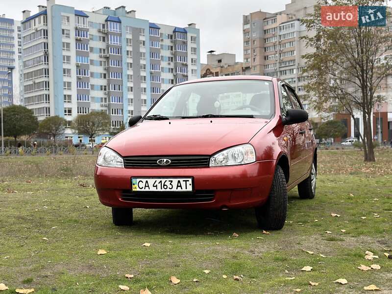 Седан ВАЗ / Lada 1118 Калина 2008 в Черкасах