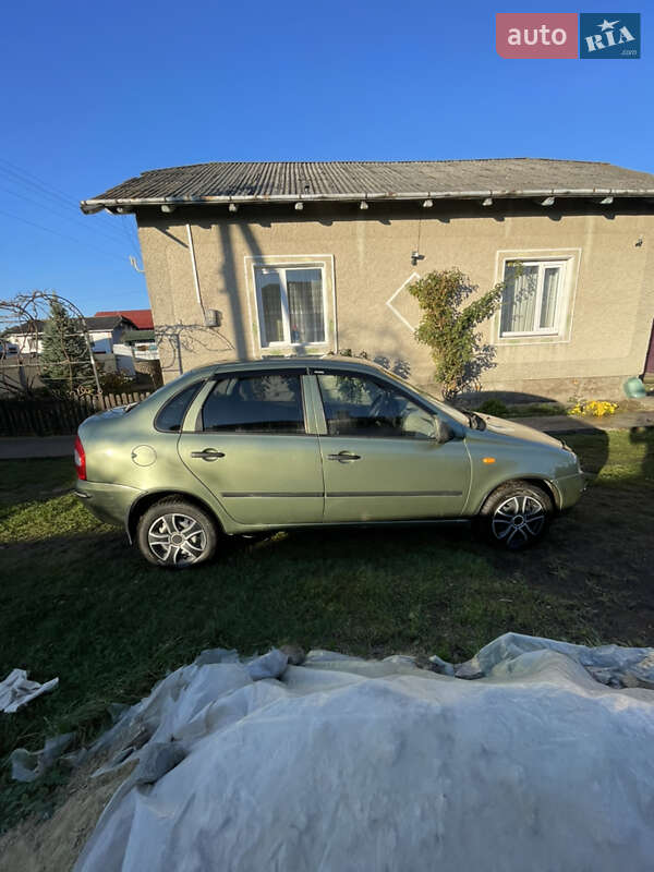 Седан ВАЗ / Lada 1118 Калина 2008 в Ивано-Франковске