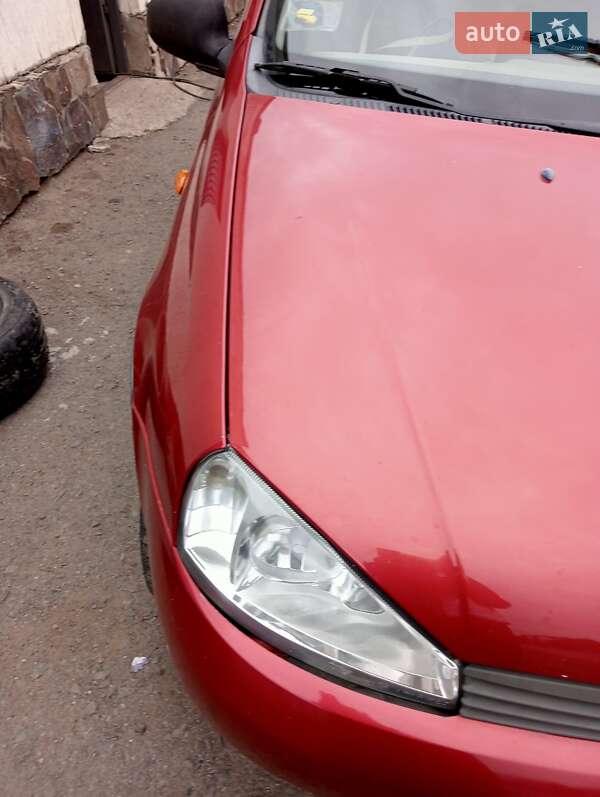 Седан ВАЗ / Lada 1118 Калина 2008 в Ужгороде