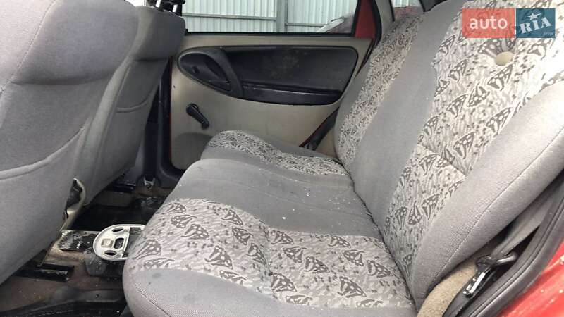 Седан ВАЗ / Lada 1118 Калина 2006 в Херсоні