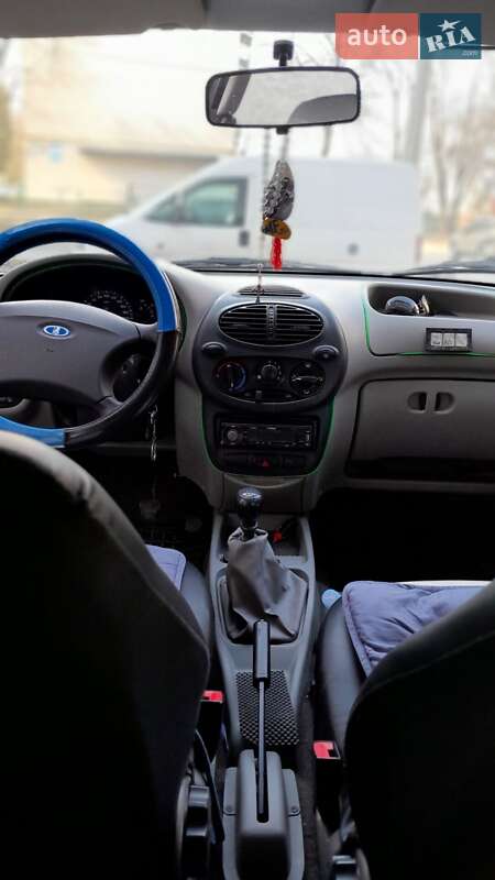 Седан ВАЗ / Lada 1118 Калина 2010 в Тернополе