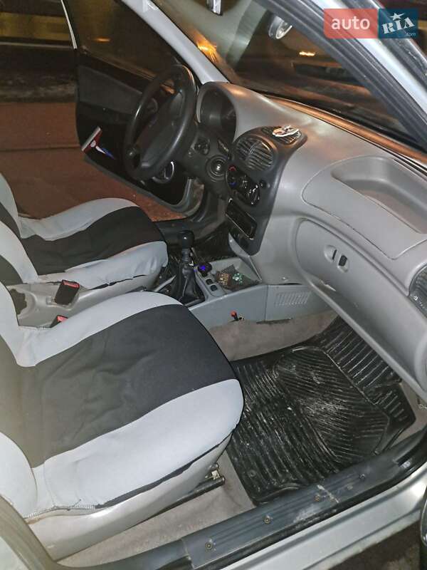 Седан ВАЗ / Lada 1118 Калина 2006 в Самборе