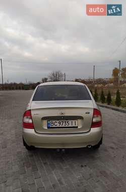 Седан ВАЗ 1118 Калина 2008 в 