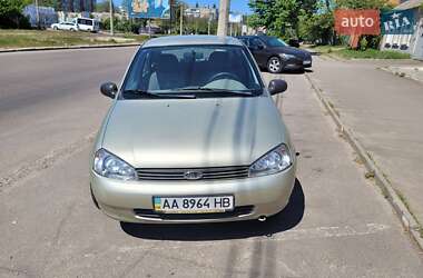 Седан ВАЗ 1118 Калина 2008 в 
