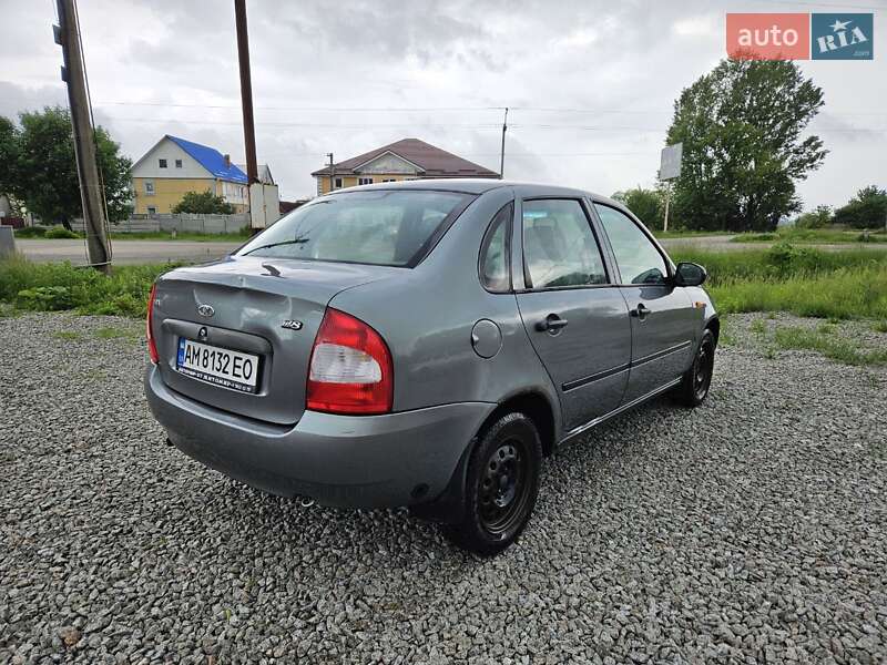 Седан ВАЗ / Lada 1118 Калина 2008 в Малині