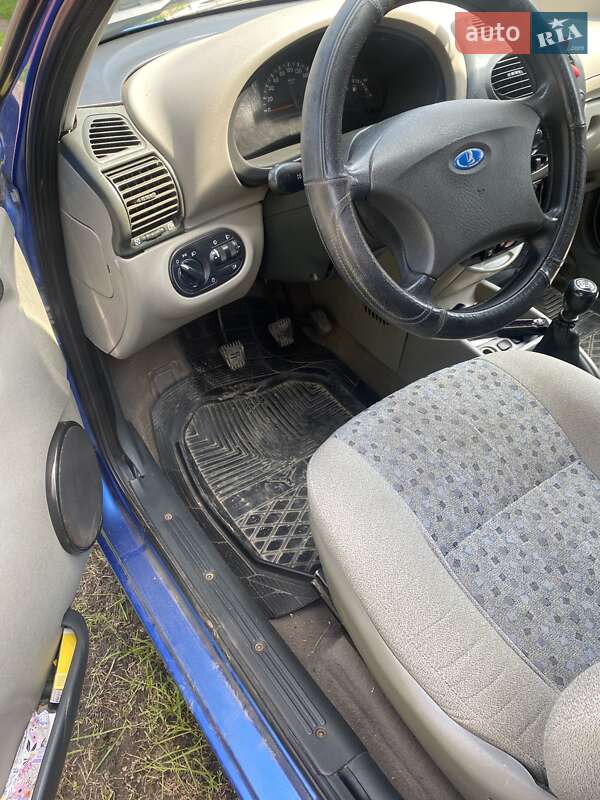 Седан ВАЗ / Lada 1118 Калина 2008 в Яворове