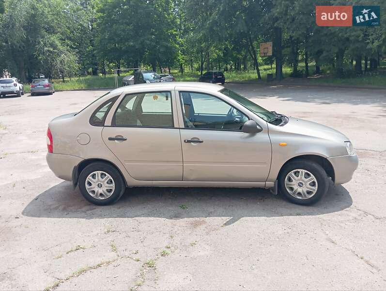 Седан ВАЗ / Lada 1118 Калина 2007 в Днепре