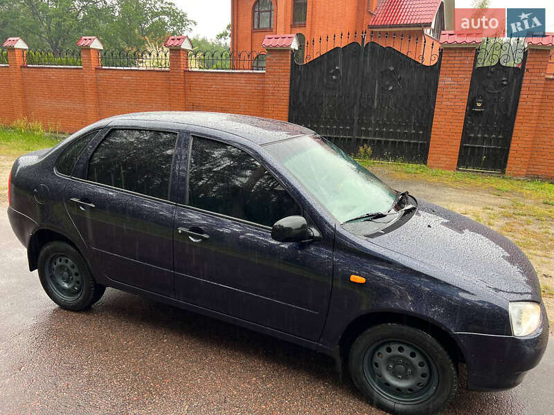 Седан ВАЗ / Lada 1118 Калина 2008 в Житомире