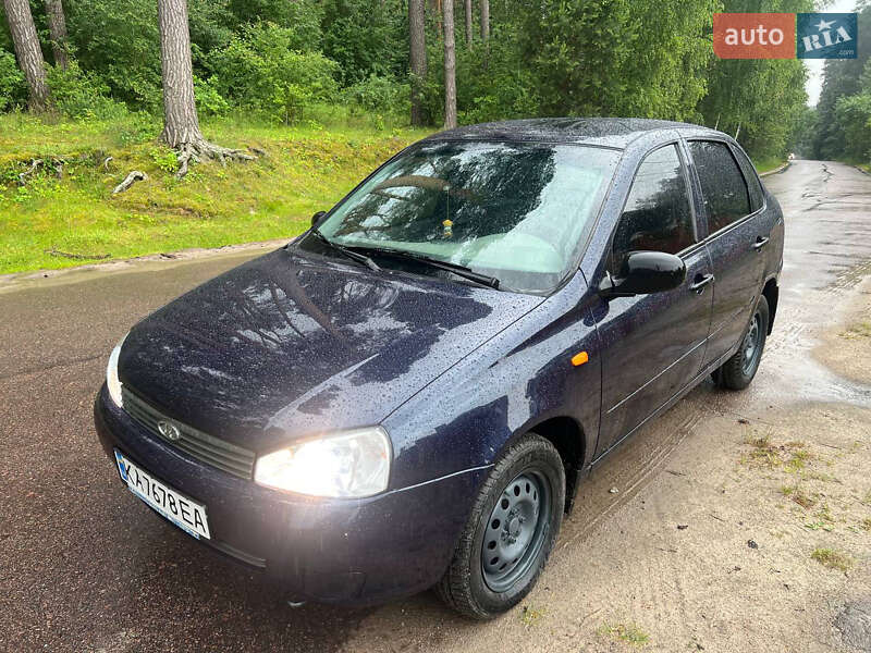 Седан ВАЗ / Lada 1118 Калина 2008 в Житомире