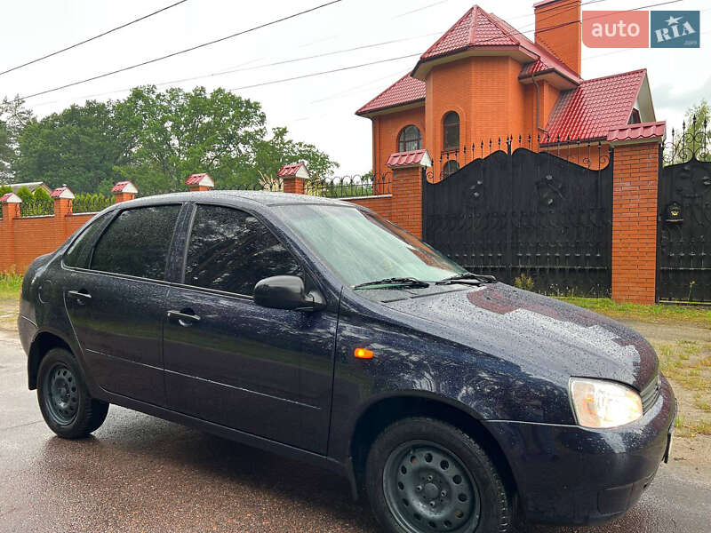 Седан ВАЗ / Lada 1118 Калина 2008 в Житомире