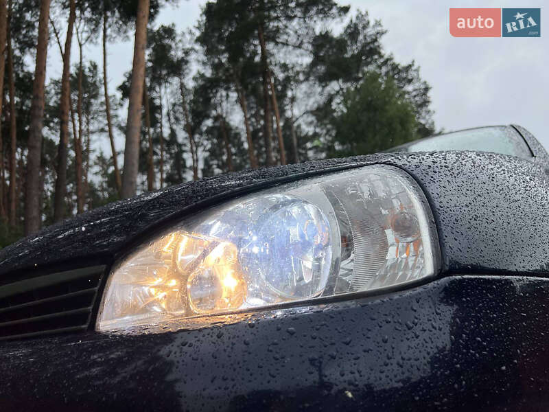 Седан ВАЗ / Lada 1118 Калина 2008 в Житомире