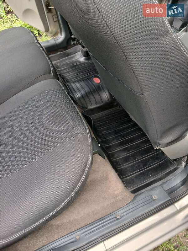 Седан ВАЗ / Lada 1118 Калина 2006 в Києві фото 12 Седан ВАЗ / Lada 1118 Калина 2006 в Києві