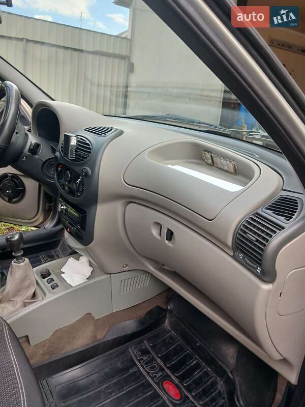 Седан ВАЗ / Lada 1118 Калина 2006 в Києві фото 20 Седан ВАЗ / Lada 1118 Калина 2006 в Києві