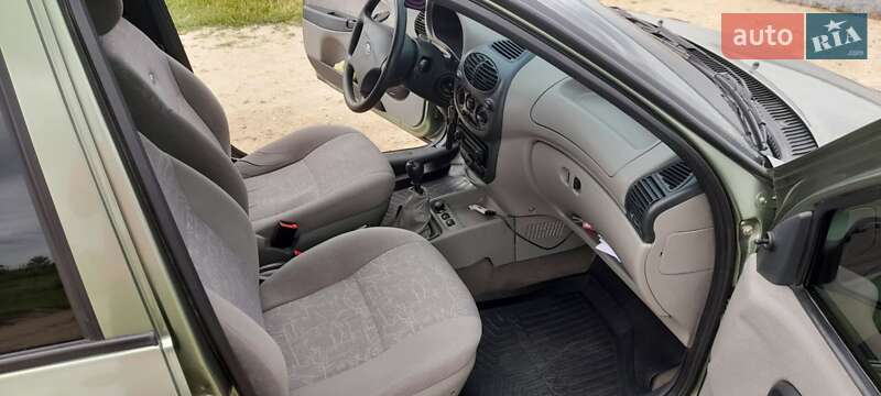 Седан ВАЗ / Lada 1118 Калина 2008 в Николаеве