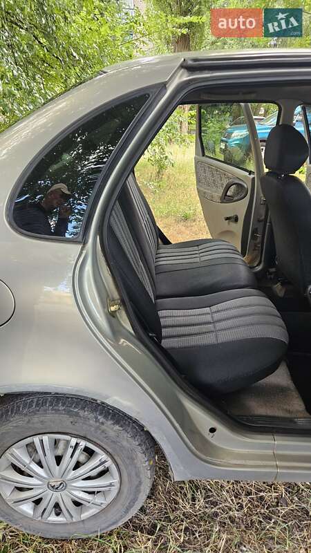 Седан ВАЗ / Lada 1118 Калина 2006 в Днепре фото 6 Седан ВАЗ / Lada 1118 Калина 2006 в Днепре