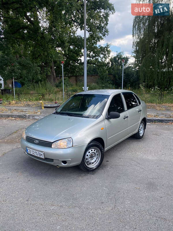 Седан ВАЗ / Lada 1118 Калина 2008 в Киеве