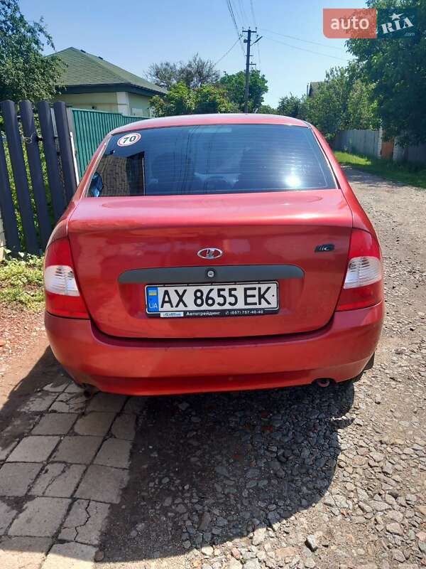 Седан ВАЗ / Lada 1118 Калина 2007 в Люботине