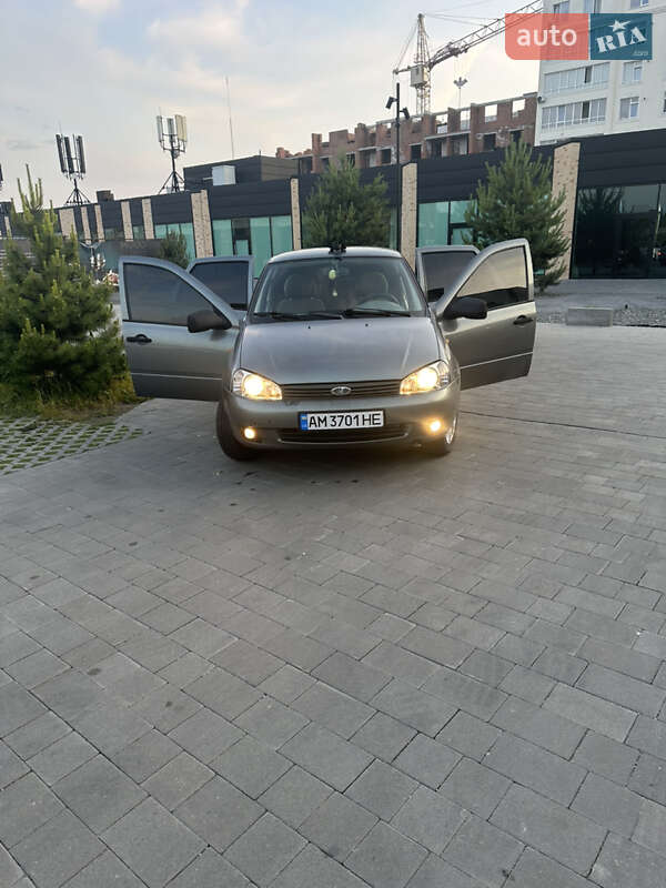 ВАЗ / Lada 1118 Калина 2010