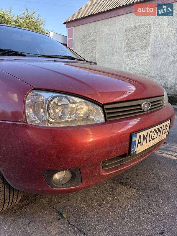 Седан ВАЗ / Lada 1118 Калина 2010 в Козятині