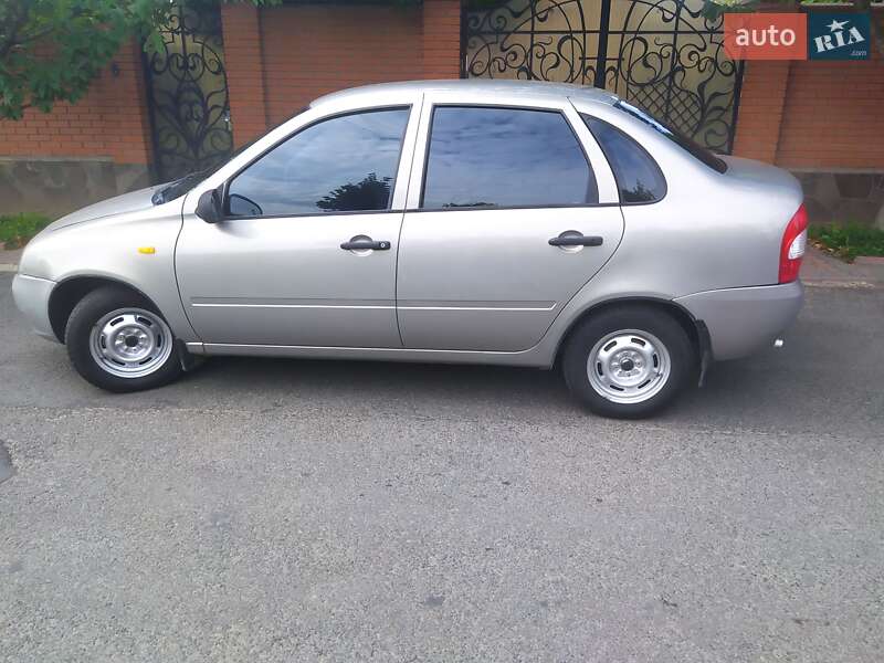 Седан ВАЗ / Lada 1118 Калина 2006 в Мукачево