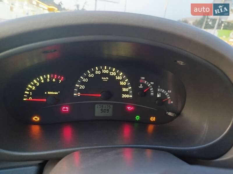 Седан ВАЗ / Lada 1118 Калина 2006 в Броварах