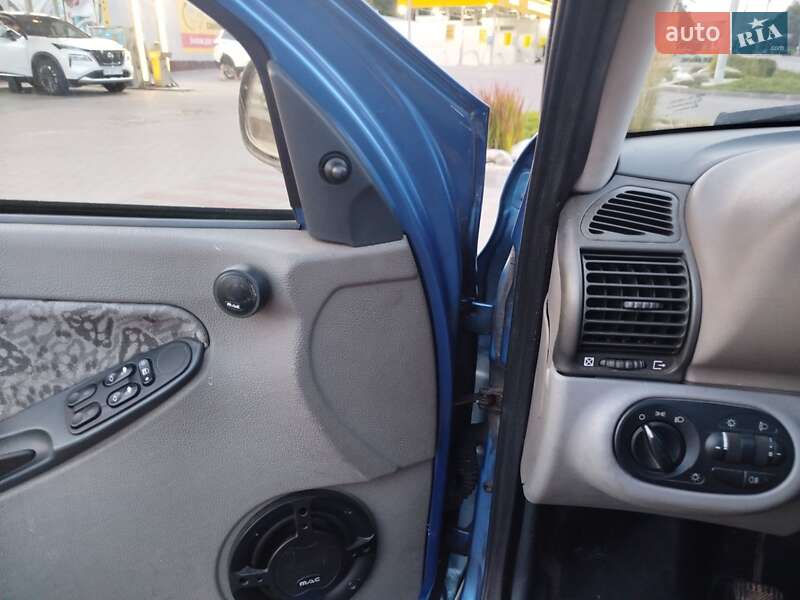 Седан ВАЗ / Lada 1118 Калина 2006 в Броварах