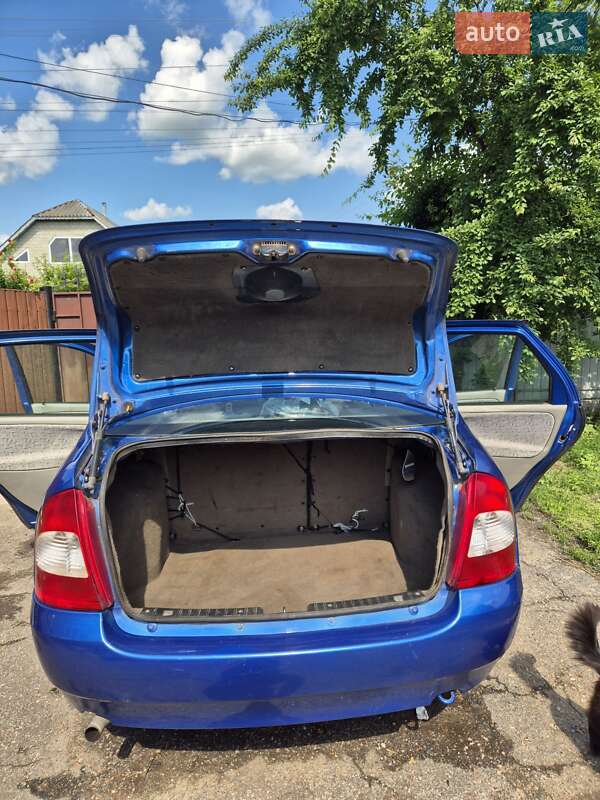 Седан ВАЗ / Lada 1118 Калина 2006 в Бурині