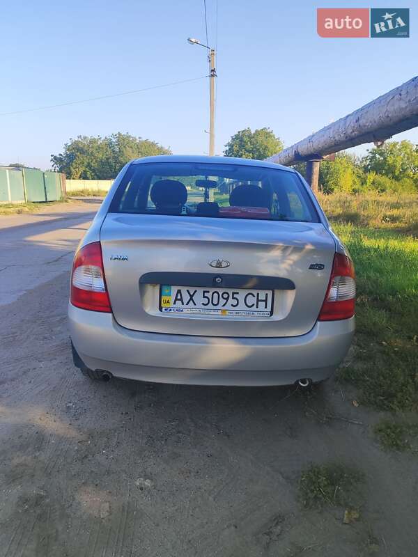 Седан ВАЗ / Lada 1118 Калина 2010 в Харькове