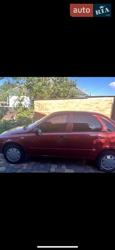 Седан ВАЗ / Lada 1118 Калина 2007 в Лохвице