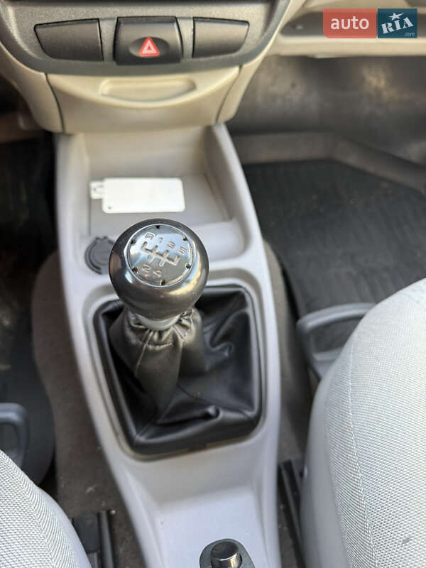 Седан ВАЗ / Lada 1118 Калина 2007 в Харькове