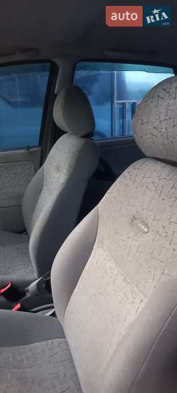 Седан ВАЗ / Lada 1118 Калина 2007 в Львове фото 11 Седан ВАЗ / Lada 1118 Калина 2007 в Львове