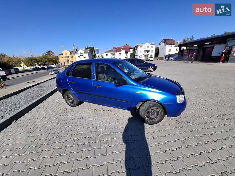 Седан ВАЗ / Lada 1118 Калина 2006 в Львове