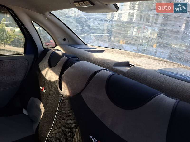 Седан ВАЗ / Lada 1118 Калина 2006 в Львове