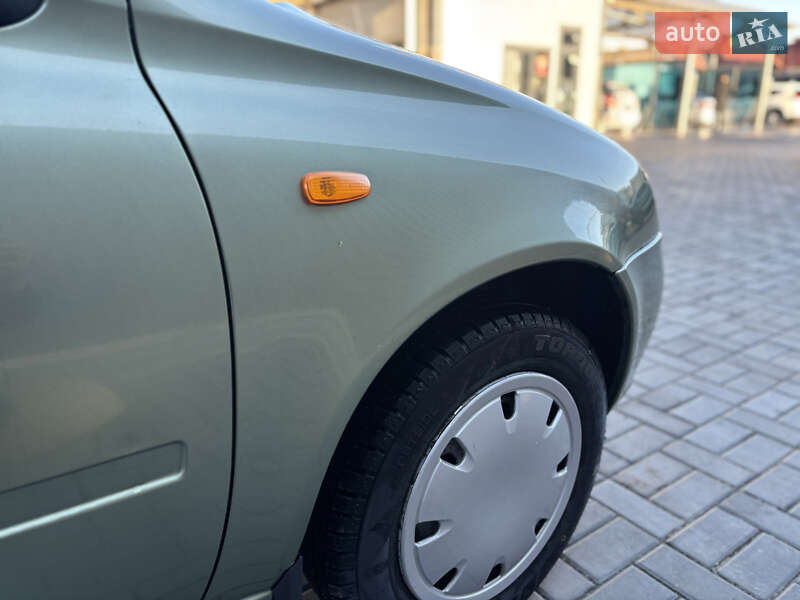 Седан ВАЗ / Lada 1118 Калина 2008 в Миколаєві