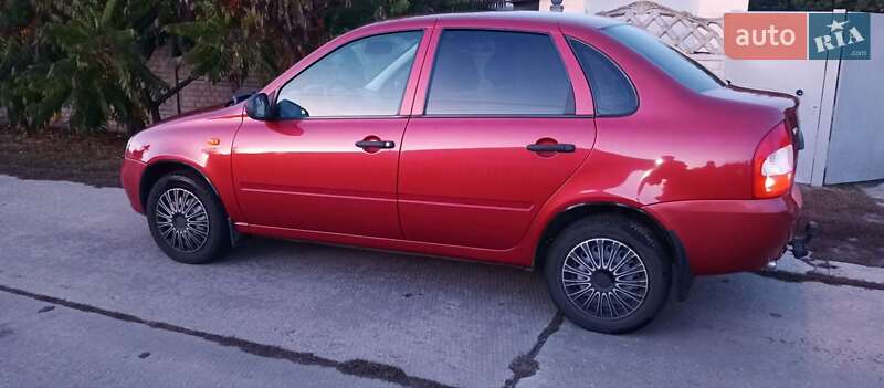 Седан ВАЗ / Lada 1118 Калина 2008 в Черкассах