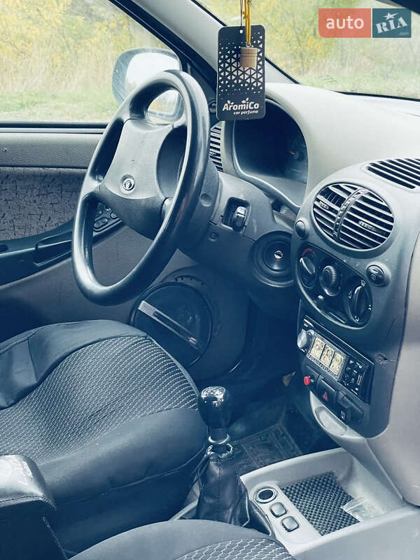 Седан ВАЗ / Lada 1118 Калина 2006 в Верхнеднепровске фото 6 Седан ВАЗ / Lada 1118 Калина 2006 в Верхнеднепровске