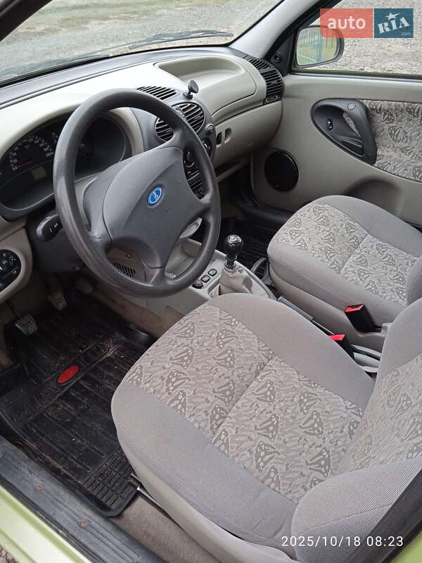 Седан ВАЗ / Lada 1118 Калина 2006 в Козельщине