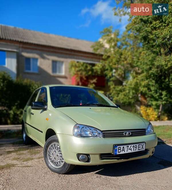 Седан ВАЗ 1118 Калина 2006 в  фото Седан ВАЗ 1118 Калина 2006 в